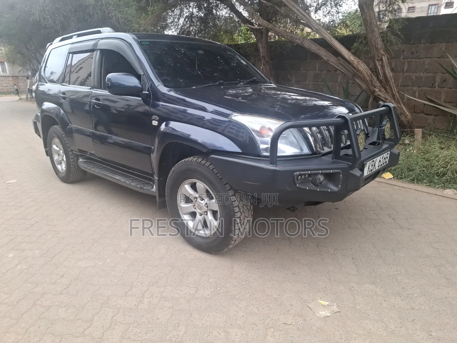 Toyota Land Cruiser Prado 2002 Blue