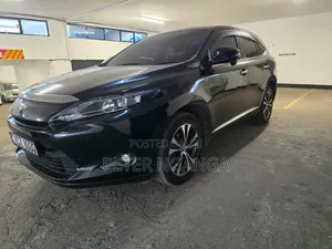 Toyota Harrier 2.0 2015 Black