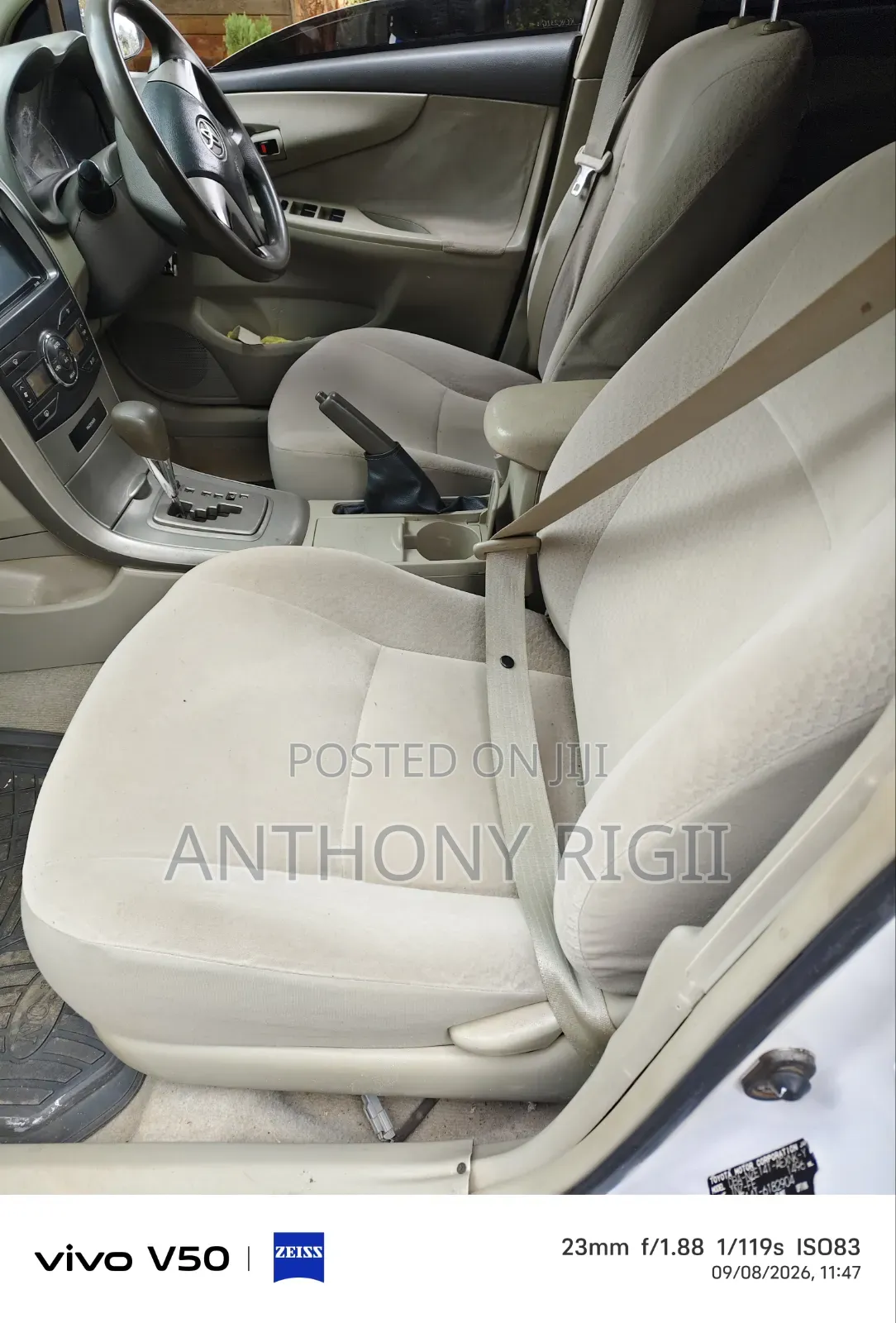 Toyota Sienta 2011 White