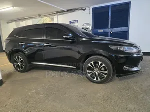 Toyota Harrier 2.0 2015 Black