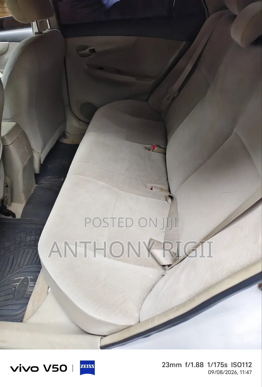 Toyota Sienta 2011 White