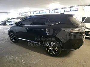 Toyota Harrier 2.0 2015 Black