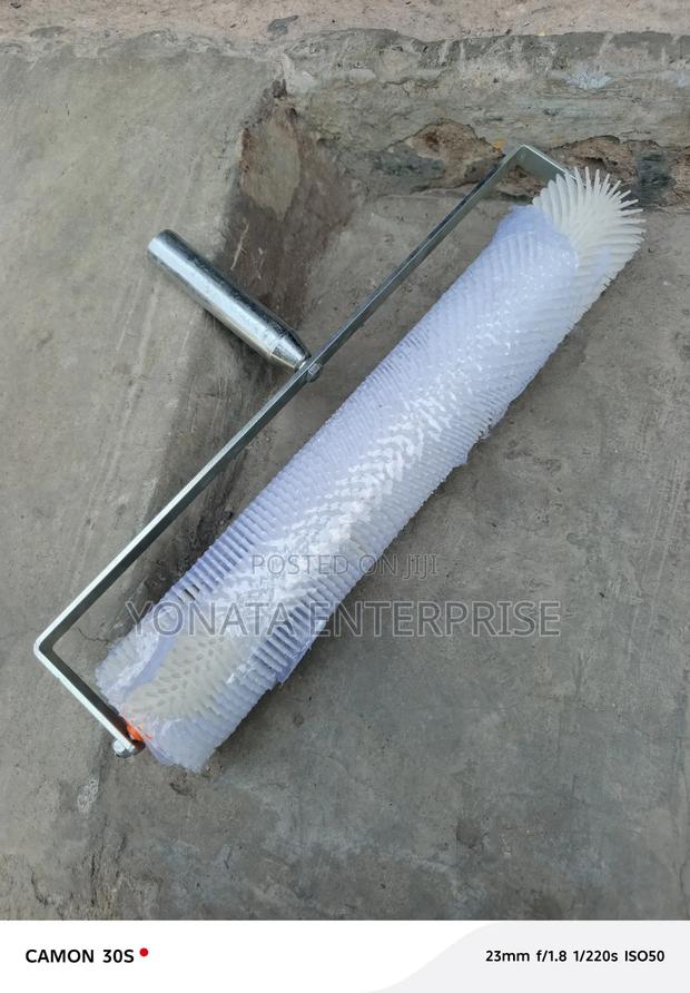 Epoxy Spiked Roller 19" - thumbnail 2