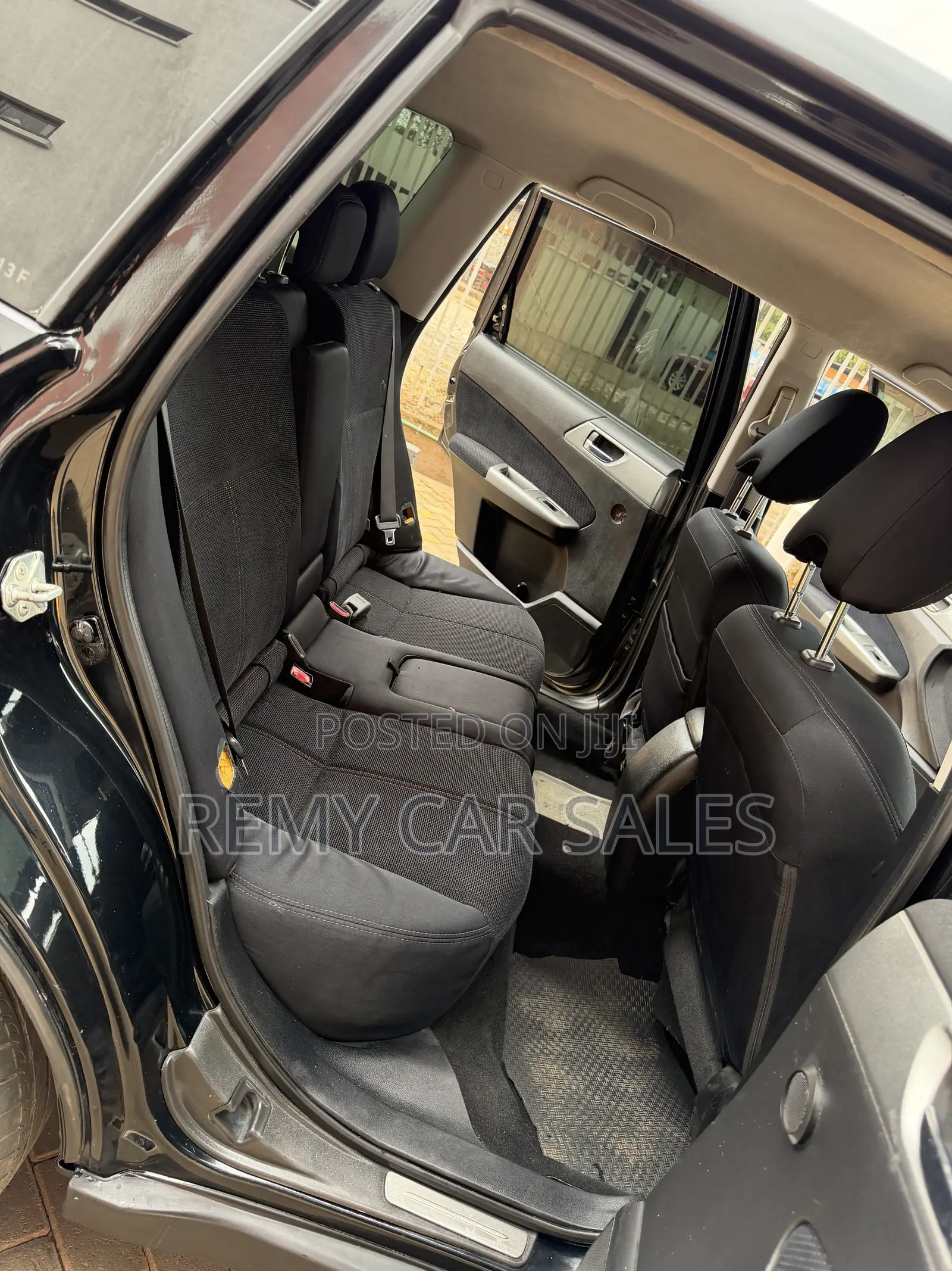Subaru Forester 2010 Black