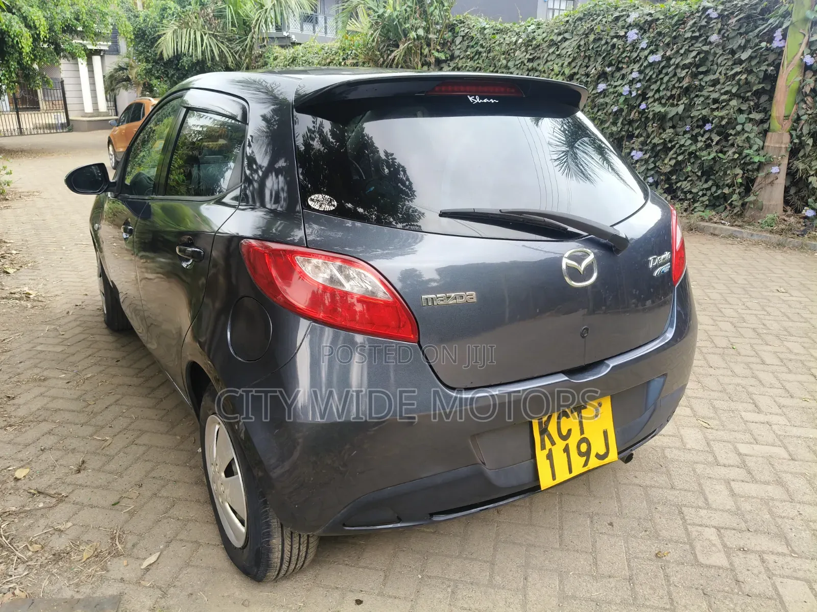 Mazda Demio 2012 Gray