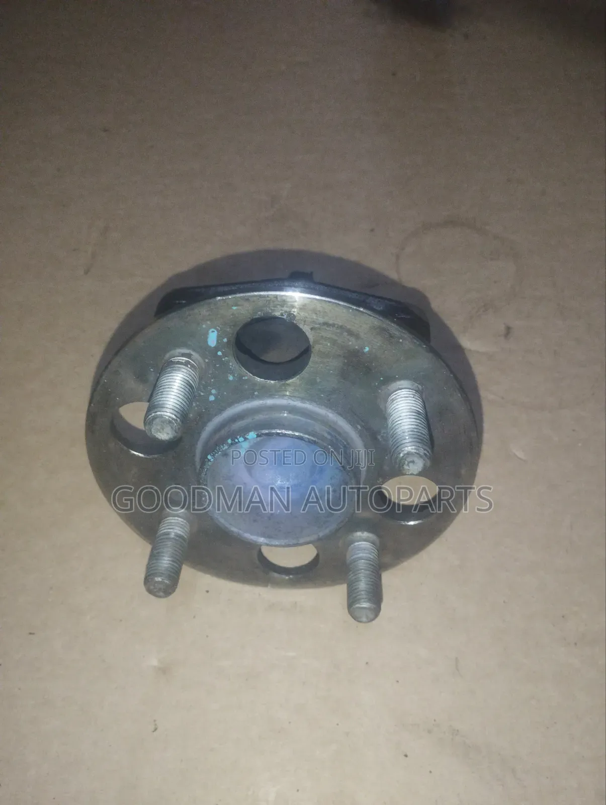 Vitz Jewela 2wd Rear Hub