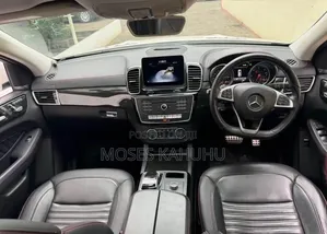 Mercedes-Benz GLE-Class 2019 Pearl