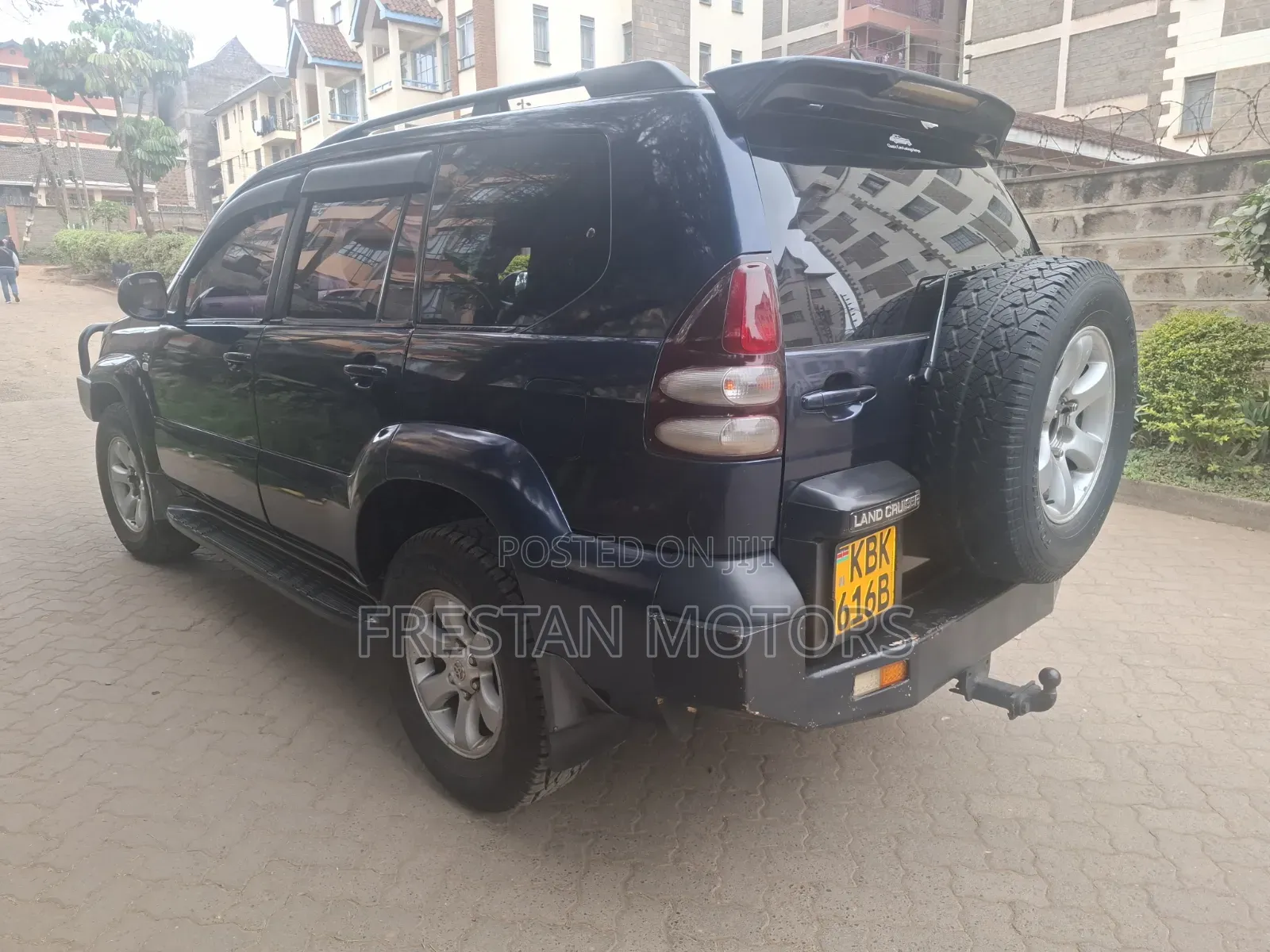 Toyota Land Cruiser Prado 2002 Blue