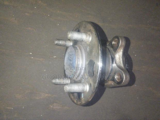 Belta 2wd Rear Hub - thumbnail 2