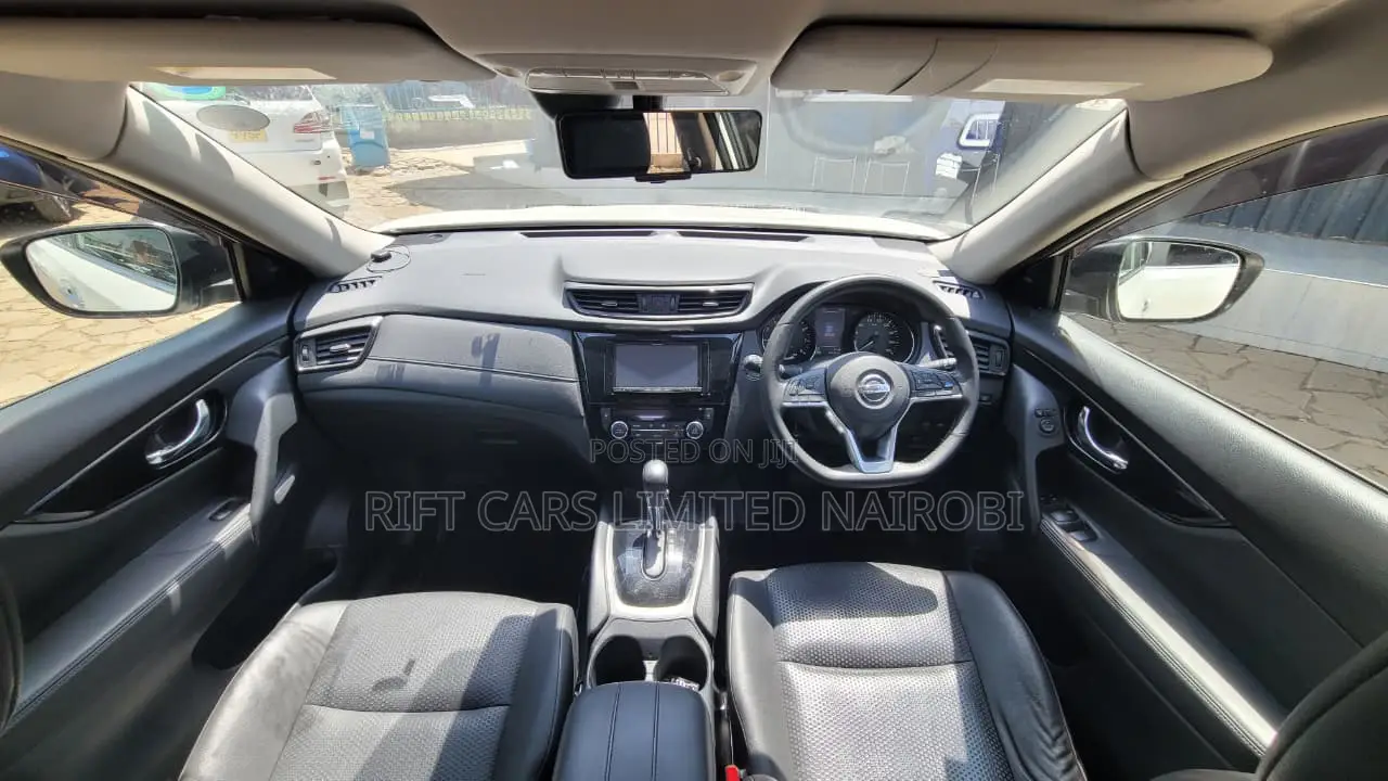 Nissan X-Trail 2.5 Petrol AWD 2019 White