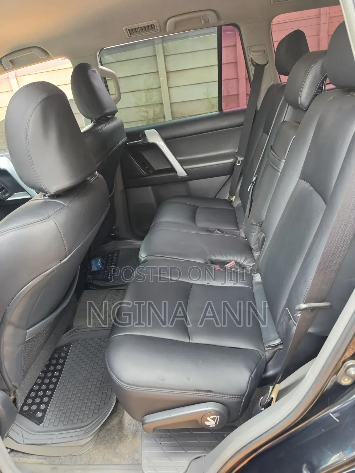Toyota Land Cruiser Prado 2011 Black