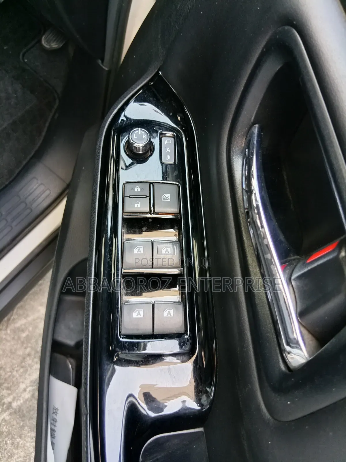 Toyota Noah 2018 White