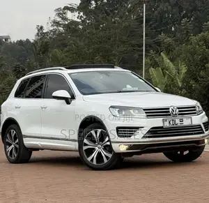 Volkswagen Touareg 2016 White