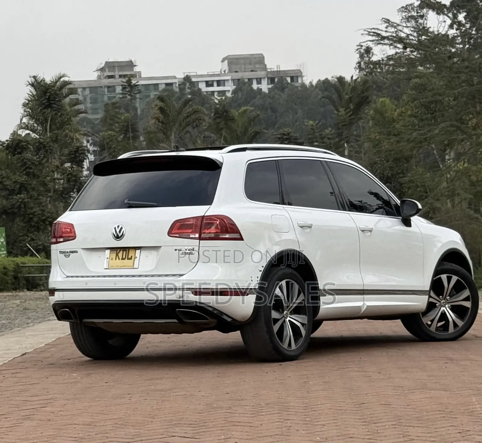 Volkswagen Touareg 2016 White