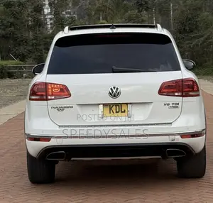 Volkswagen Touareg 2016 White