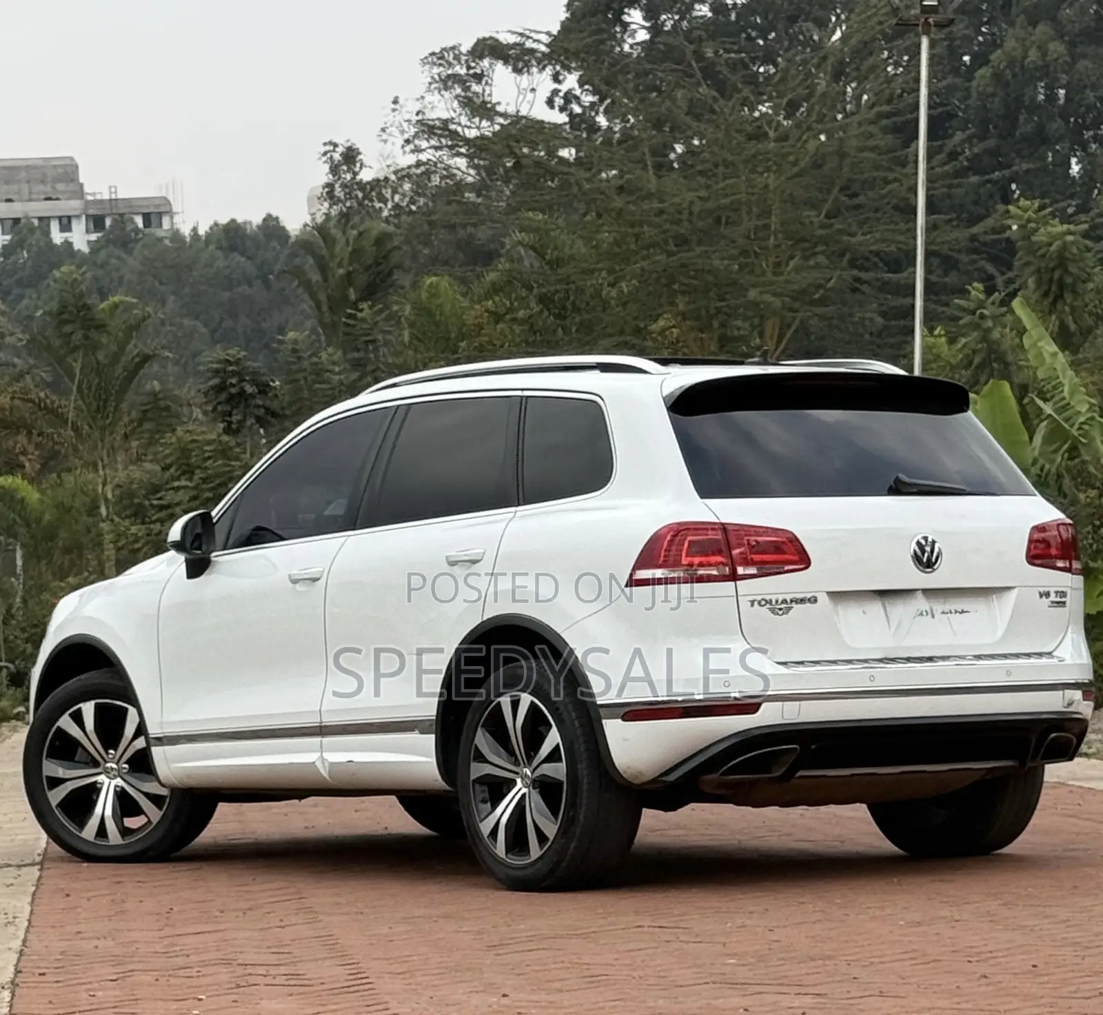 Volkswagen Touareg 2016 White
