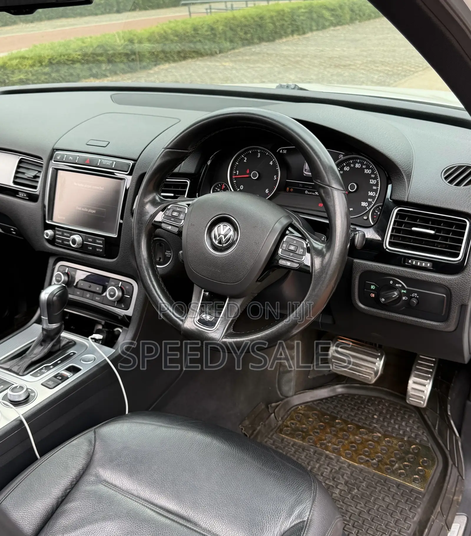 Volkswagen Touareg 2016 White