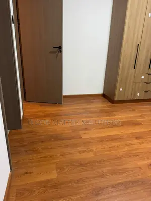 SPC Flooring (Royal Mahogany)