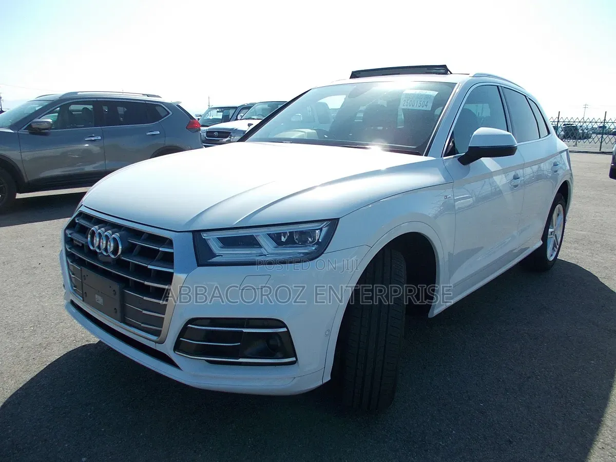 Audi Q5 2.0T Premium AWD quattro 2019 White