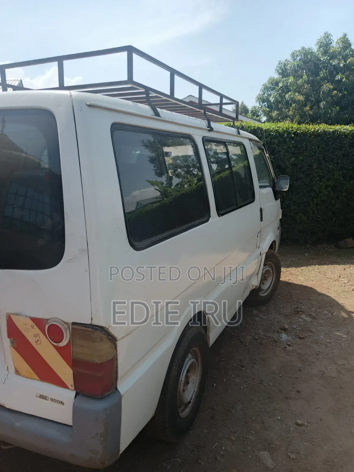 Nissan Vanette 2005 White