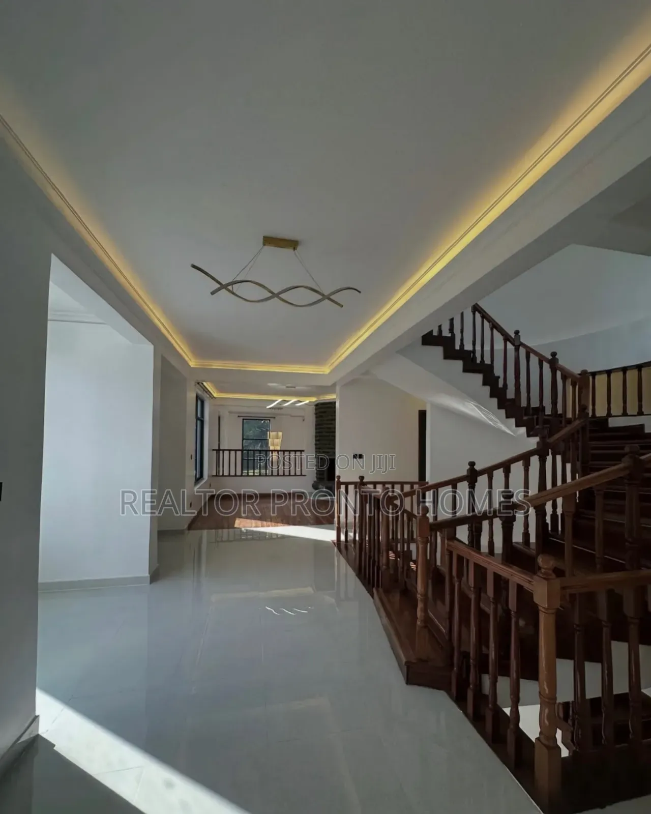 6bdrm Mansion in Karen, Hardy for sale