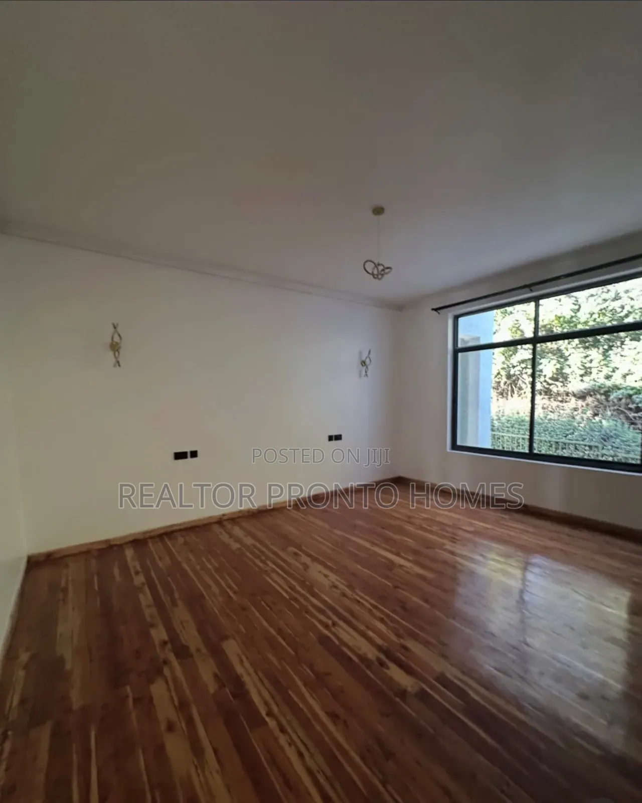 6bdrm Mansion in Karen, Hardy for sale