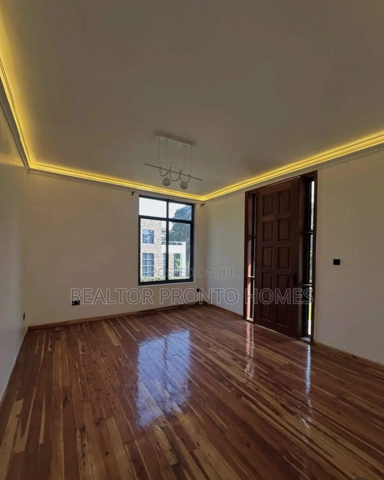 6bdrm Mansion in Karen, Hardy for sale
