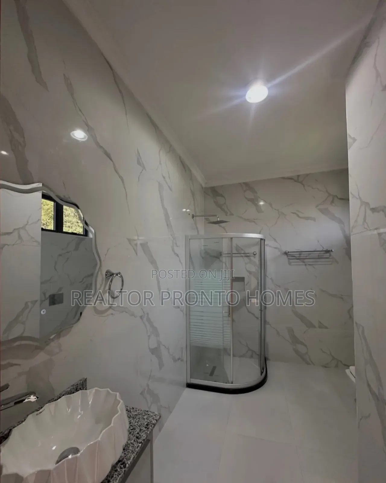 6bdrm Mansion in Karen, Hardy for sale