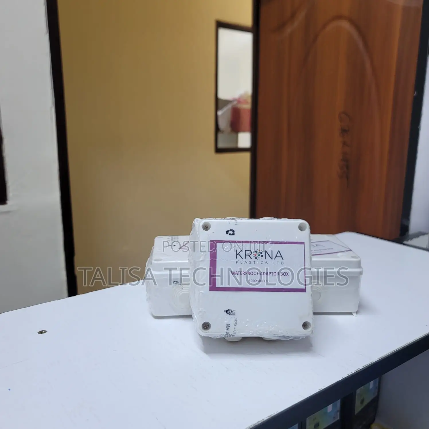 Adapter Box 100*100*70
