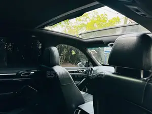 Porsche Cayenne 2014 Black