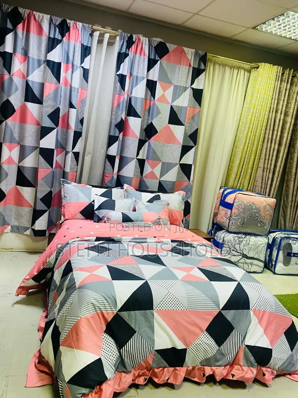 Duvet With Matching Curtains