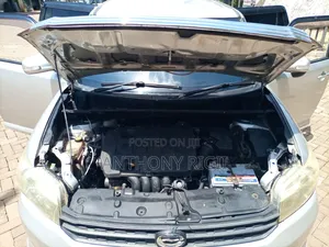 Toyota Corolla Rumion 2009 Silver