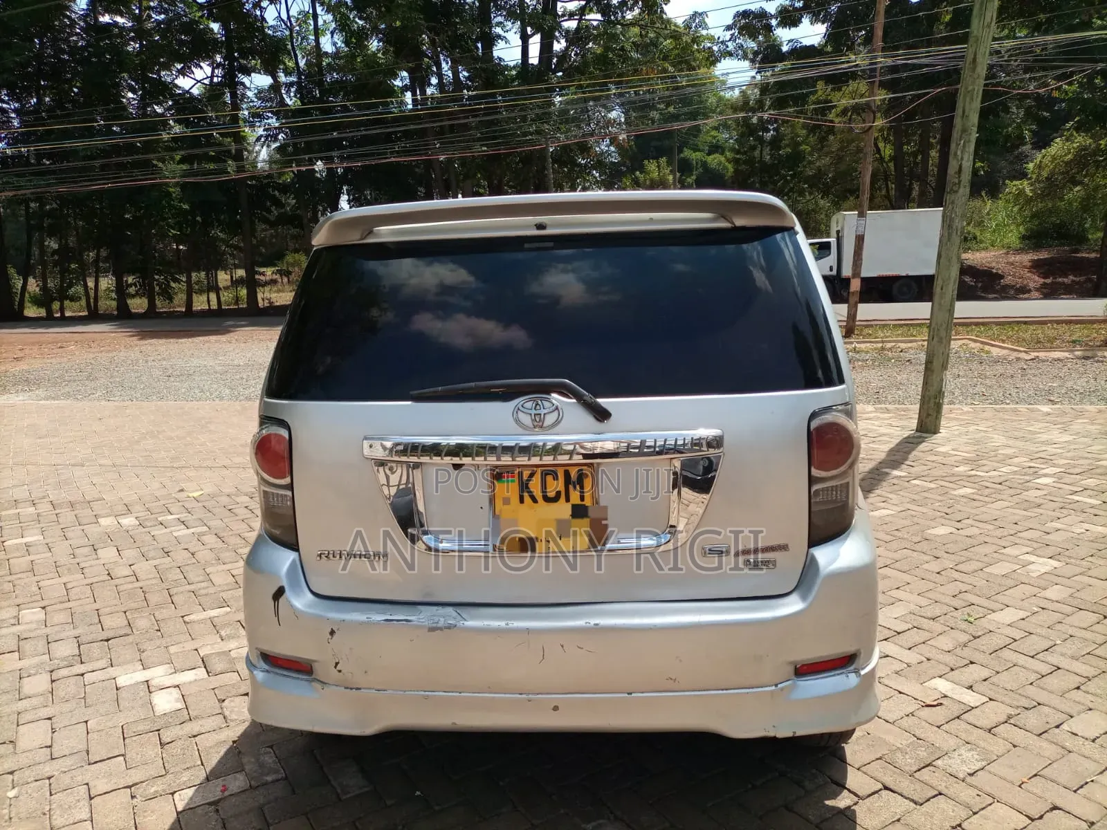 Toyota Corolla Rumion 2009 Silver