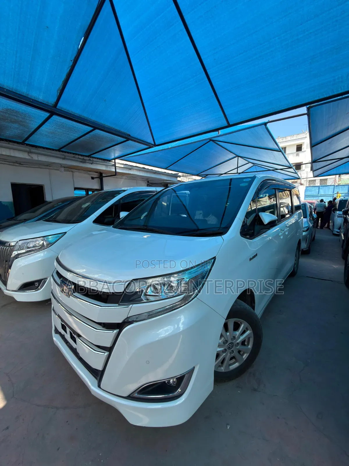 Toyota Noah 2019 White