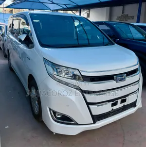 Toyota Noah 2019 White