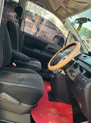 Toyota Noah 2011 Gray