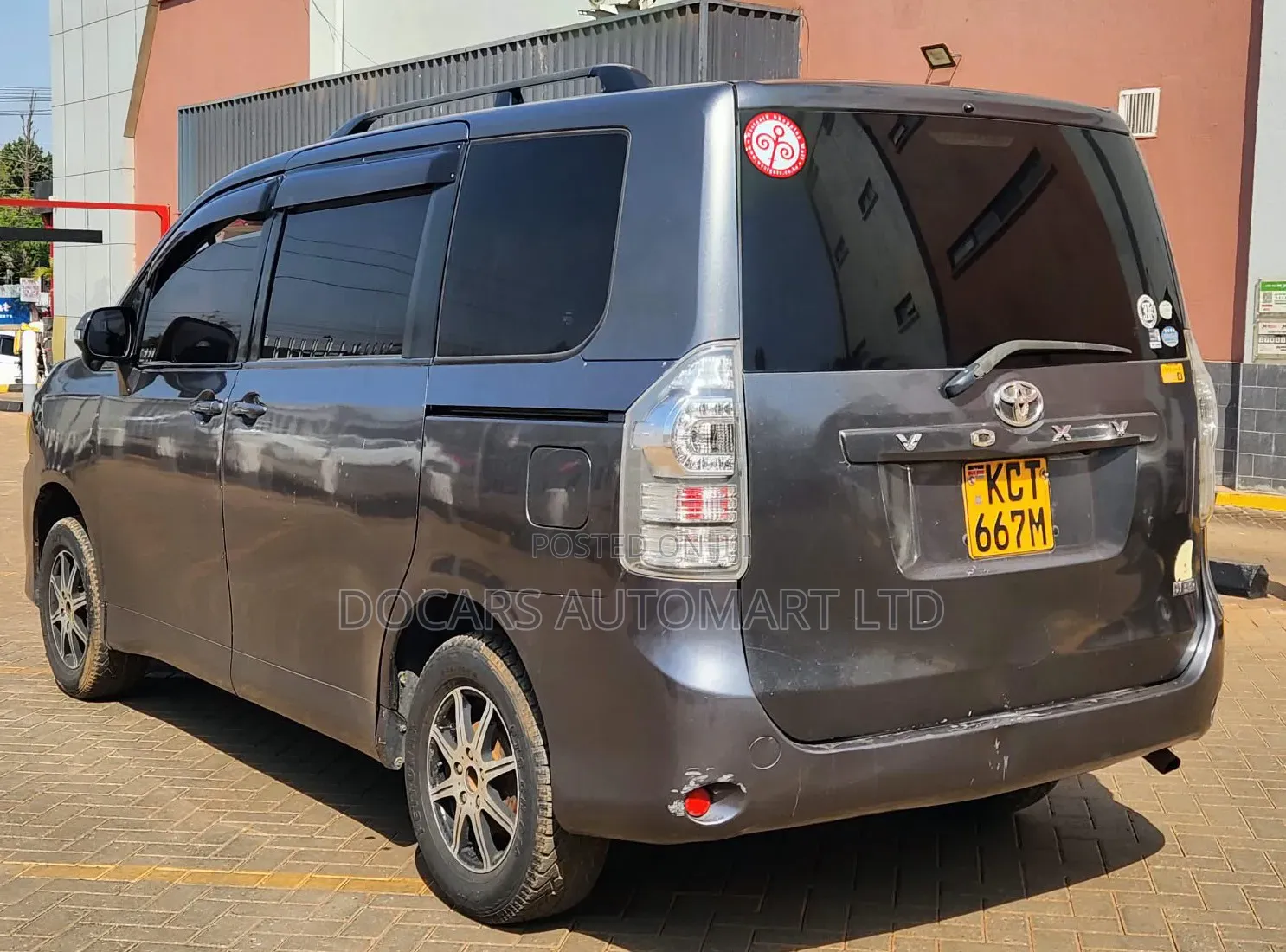 Toyota Noah 2011 Gray