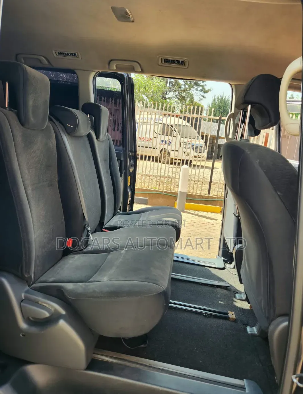 Toyota Noah 2011 Gray