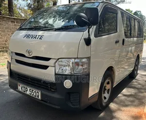 Toyota HiAce 2016 White