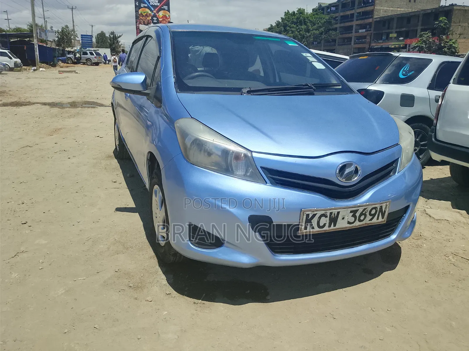 Toyota Vitz 2013 Blue