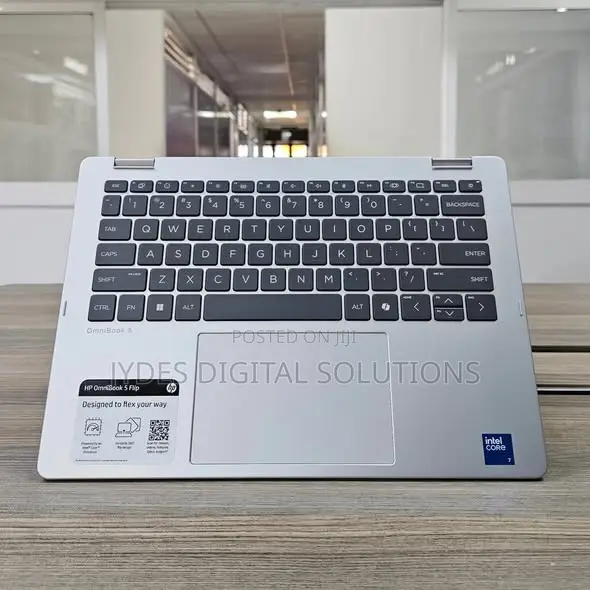 Laptop HP OmniBook 5 14" 16GB Intel Core Ultra 7 SSD 512GB