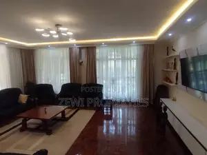 6bdrm Mansion in Hardy for sale