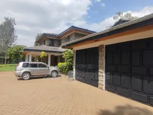6bdrm Mansion in Hardy for sale