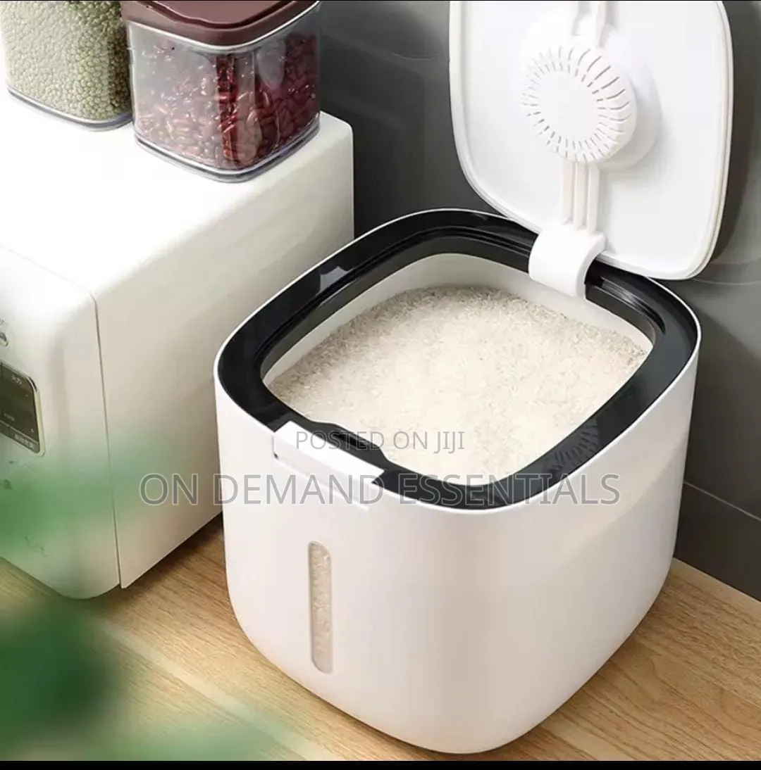 Multifunctional Storage Container