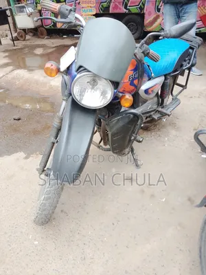 Bajaj Boxer 150 UG 2023 Blue