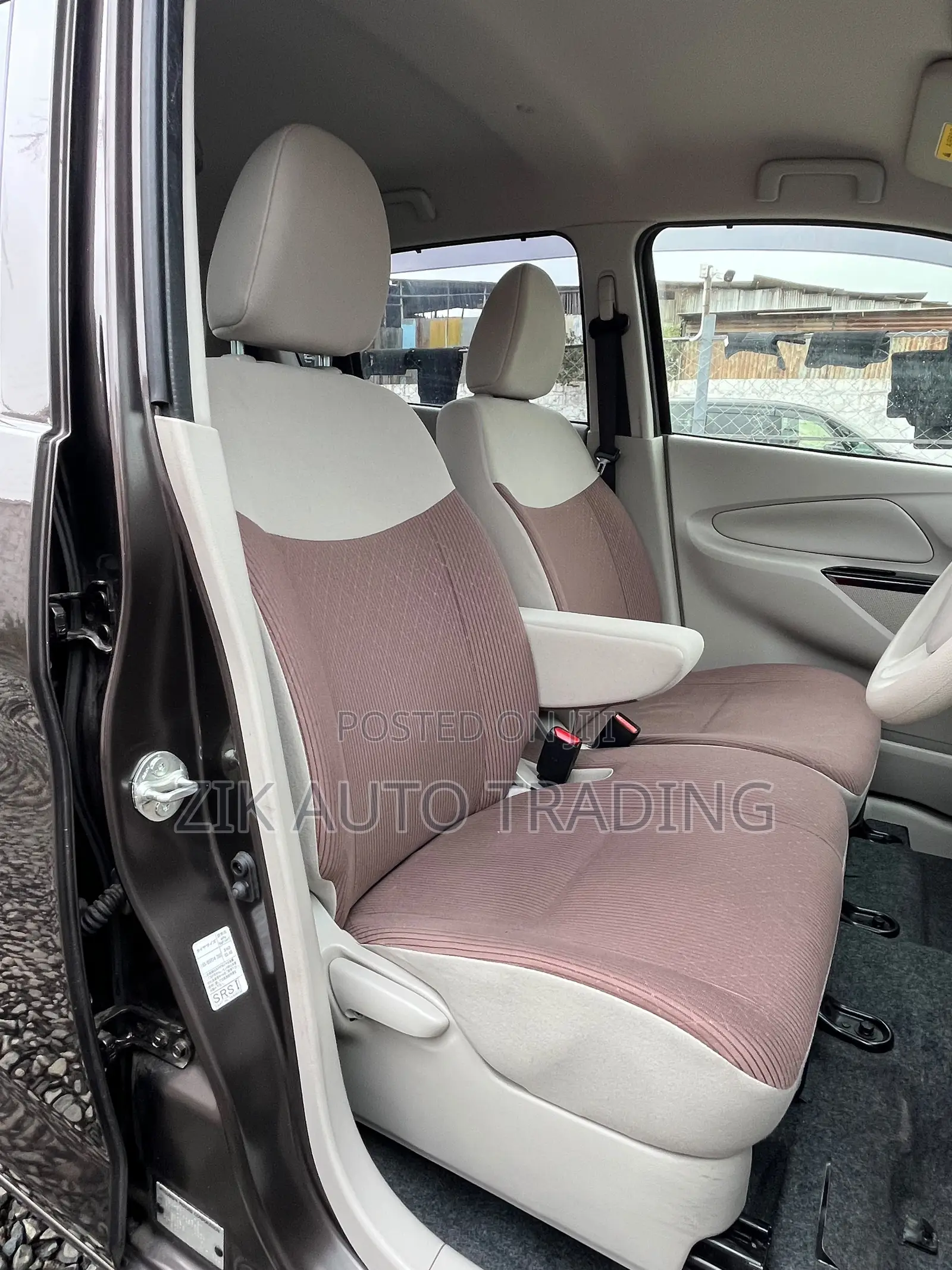 Mitsubishi EK Wagon 2019 Gray