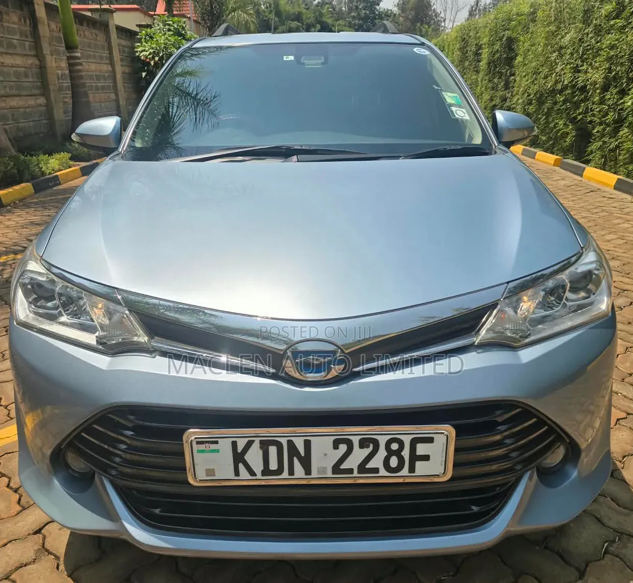 Toyota Corolla Fielder 2016 Silver