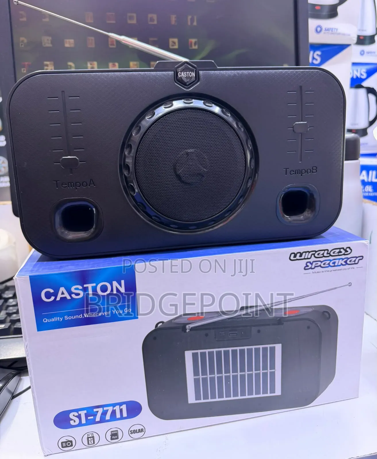 Caston ST7711 Solar Wireless Bluetooth Speaker Radio