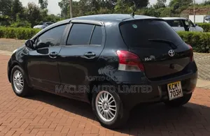 Toyota Vitz 2011 Black