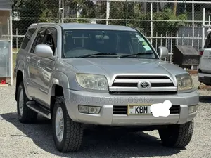 Toyota Hilux 2003 Silver